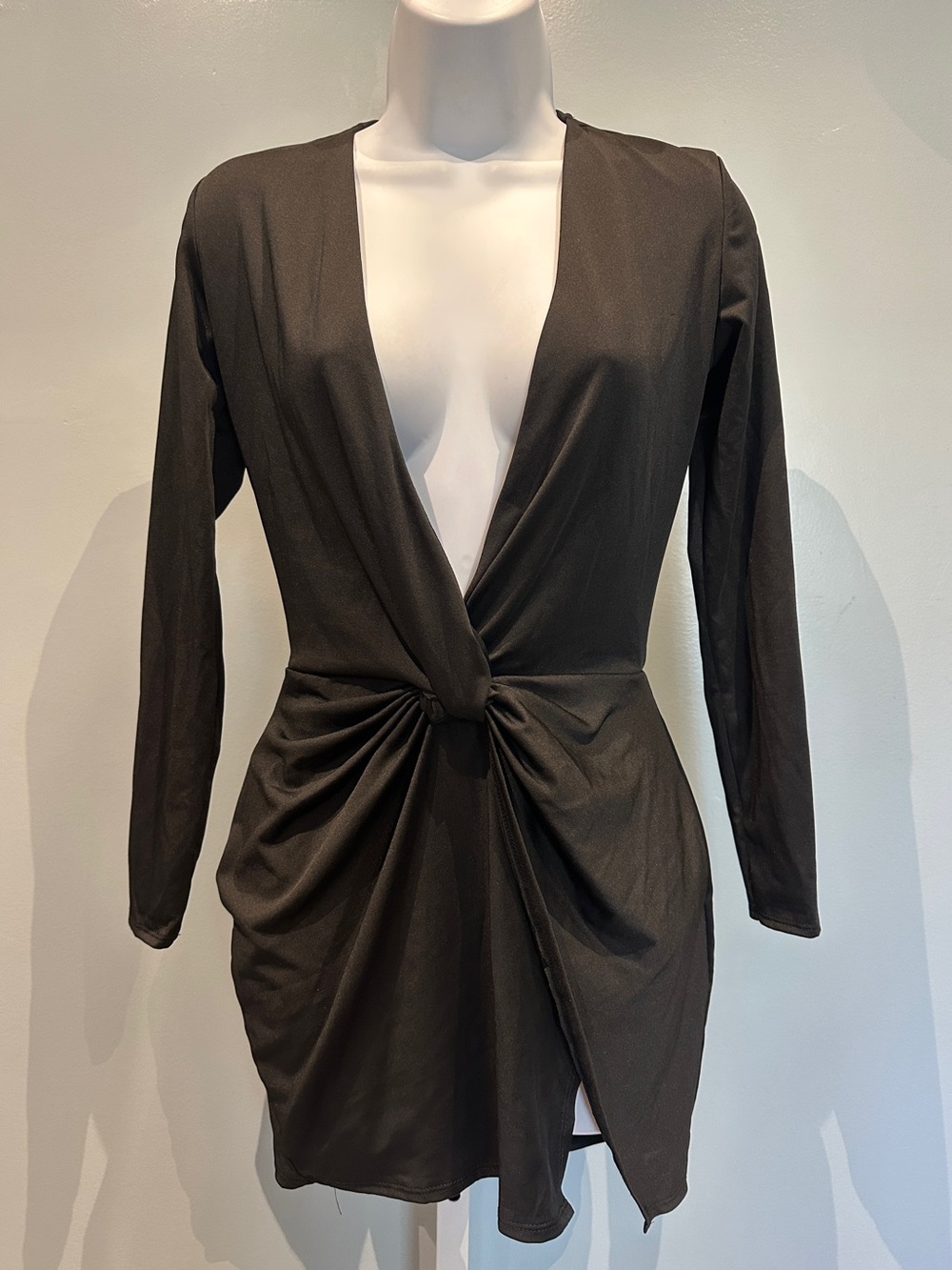 Roma Black Longsleeve Dress Small NWOT